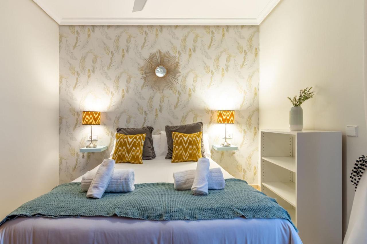 شقة San Jacinto Triana Deluxe By Valcambre إشبيلية المظهر الخارجي الصورة