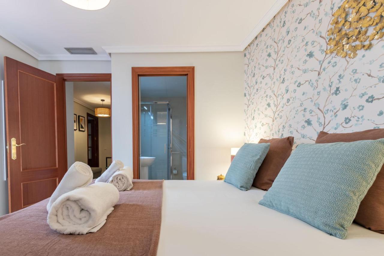 شقة San Jacinto Triana Deluxe By Valcambre إشبيلية المظهر الخارجي الصورة
